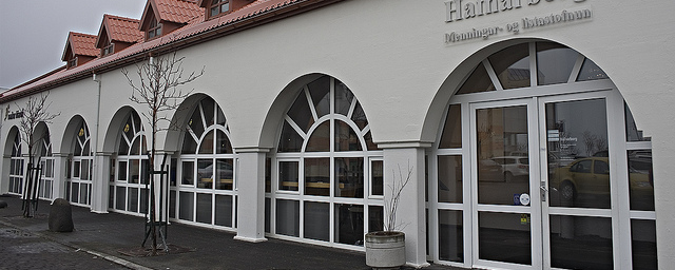 Mynd af Hafnarborg, menningar- og listamiðstöð Hafnarfjarðar
